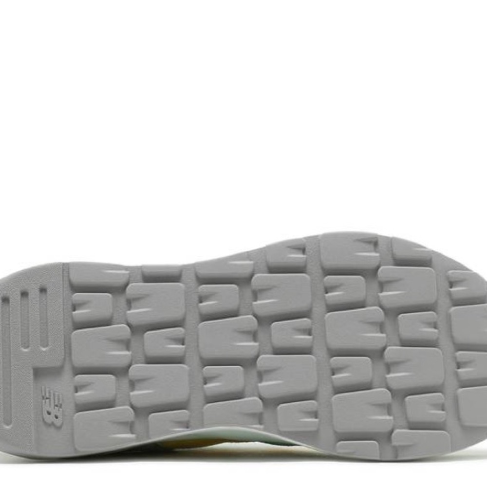 STAUD x New Balance 57/40 'Agave - Picture 5 of 5